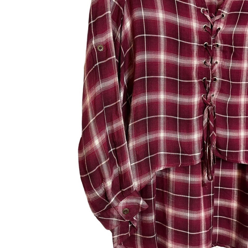 En Crème Plaid Burgundy Lace Front High Low Top Sz.S - Picture 6 of 10